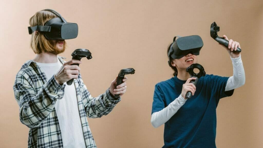 Microsoft Developing VR Technology
